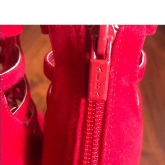 Alba Red Heels - Picture 6 of 7